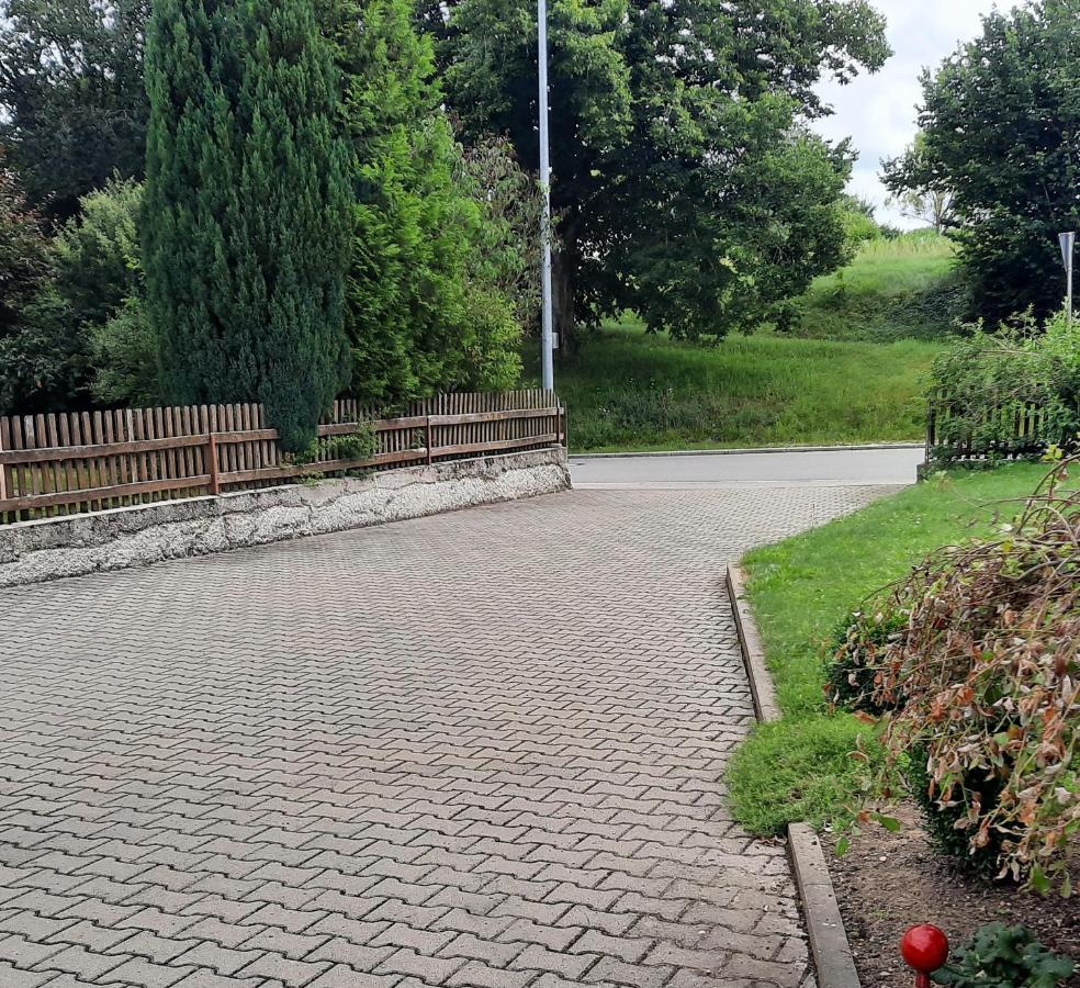 Ferienwohnung Kopold "Im Alten Schulhaus" Pottmes Luaran gambar